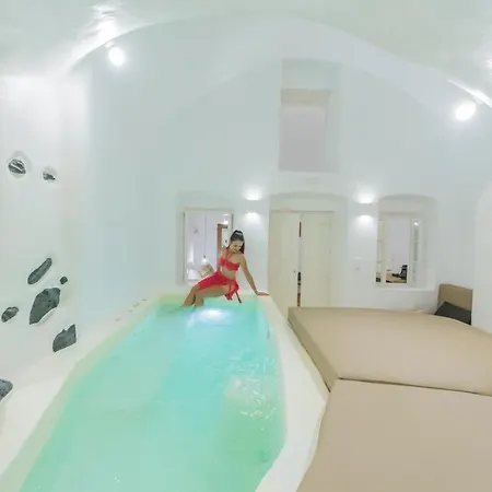 Nano Hotel 3*