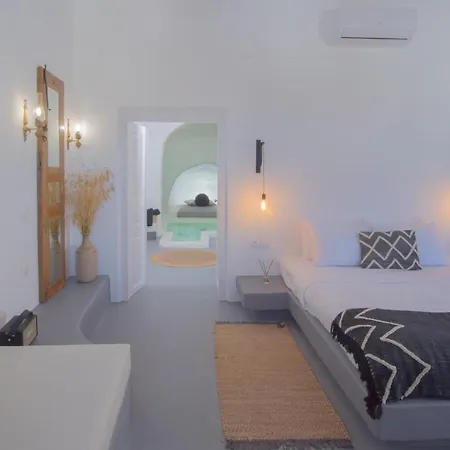 Nano Hotel 3*