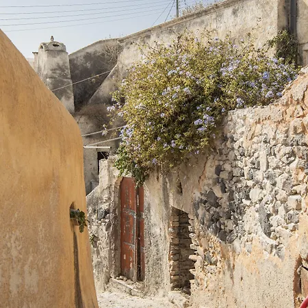 Nano 3* Έξω Γωνιά