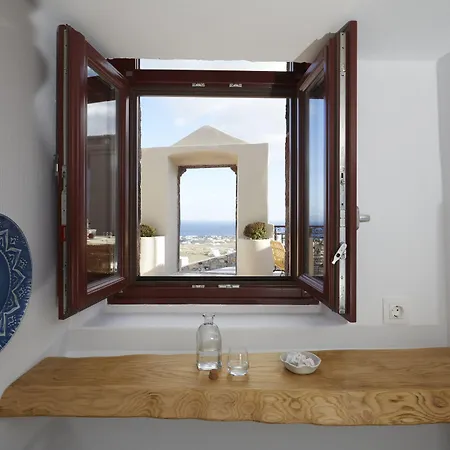 Nano Έξω Γωνιά